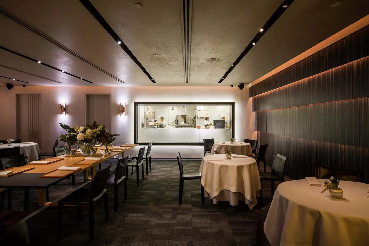 The dining room and open kitchen at Iggy’s, voco Orchard, Singapore